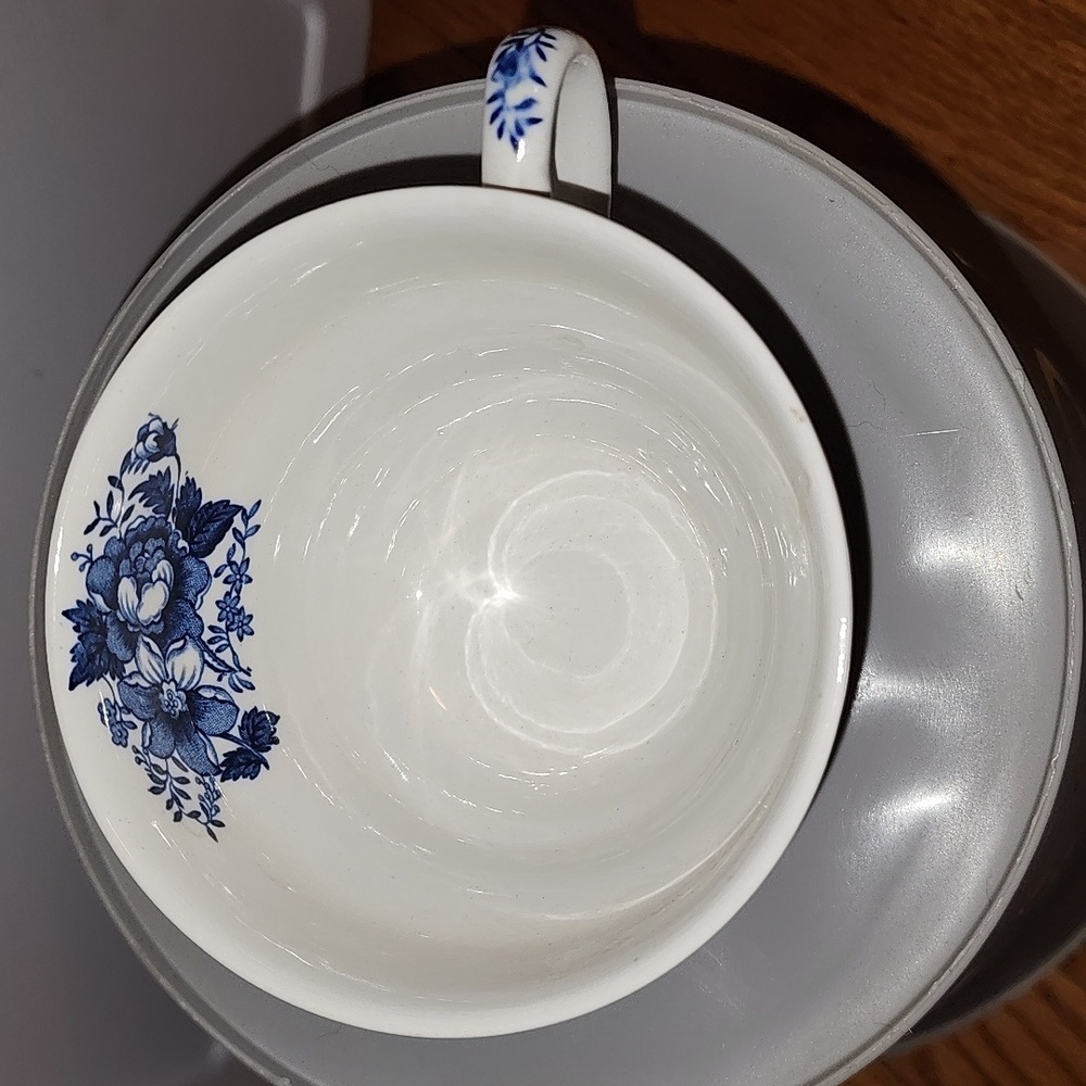Tonquin royal Crownford Vintage tea cup - Picture 3 of 5